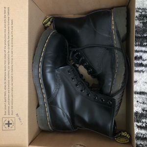 Dr Martens Air Walk Combat Boots 7.5